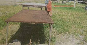 ร้อยเวร สภ.ชะเมา ตรวจสอบที่เกิดเหตุ วิ่งราวทรัพย์โดยใช้ยานพาหนะ